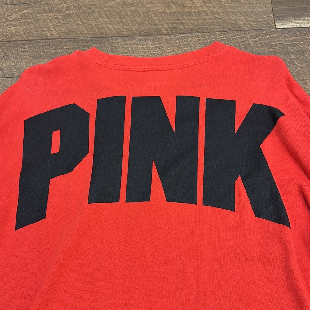 PINK Victoria's Secret Oversized Sweater Size Small - Picture 9 of 11